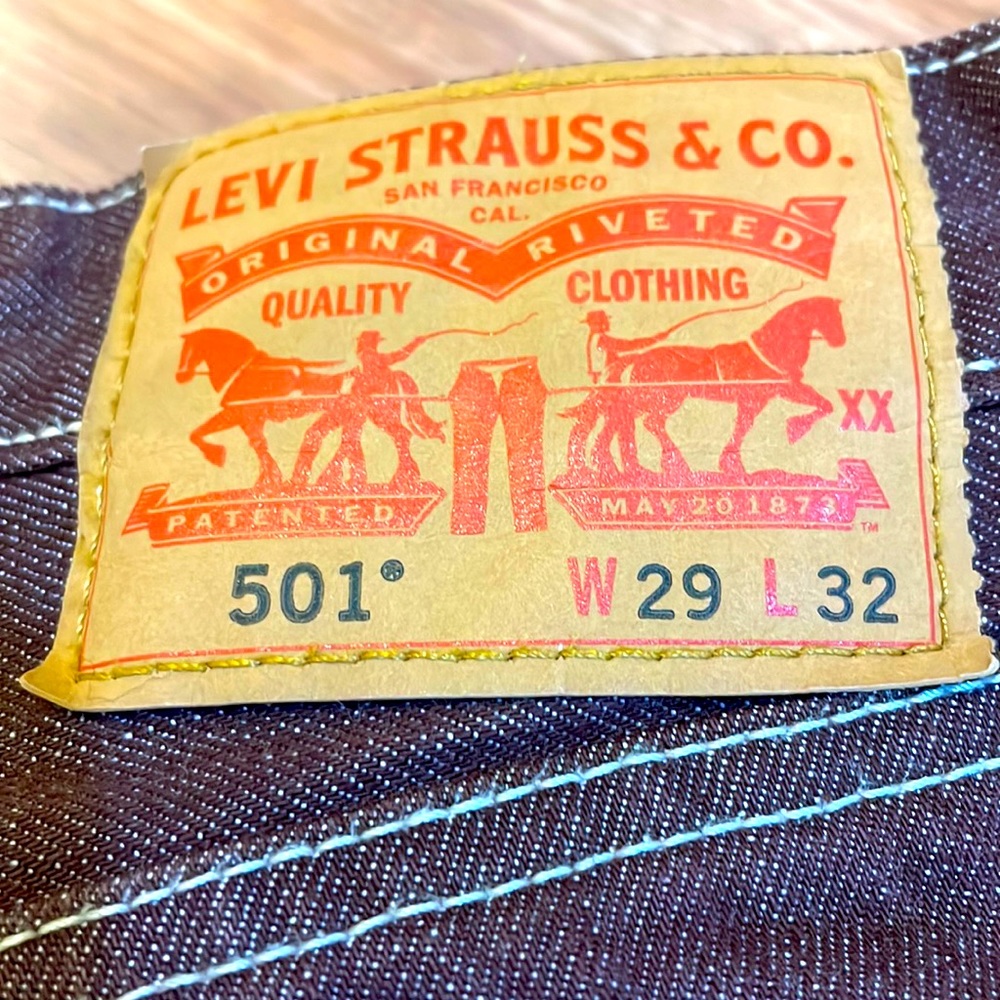 Levi 501s 29x32 Red Tab Classic